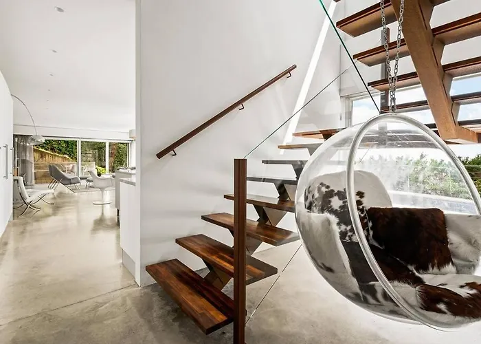 Design Sea Views And Lap Pool